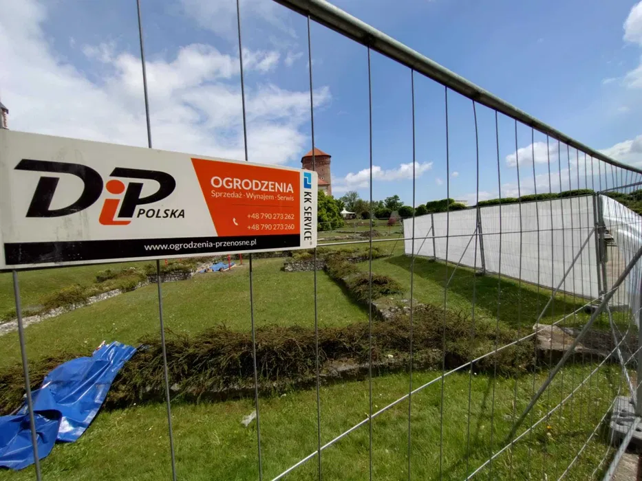 Wynajem ogrodzeń tymczasowych / budowlanych