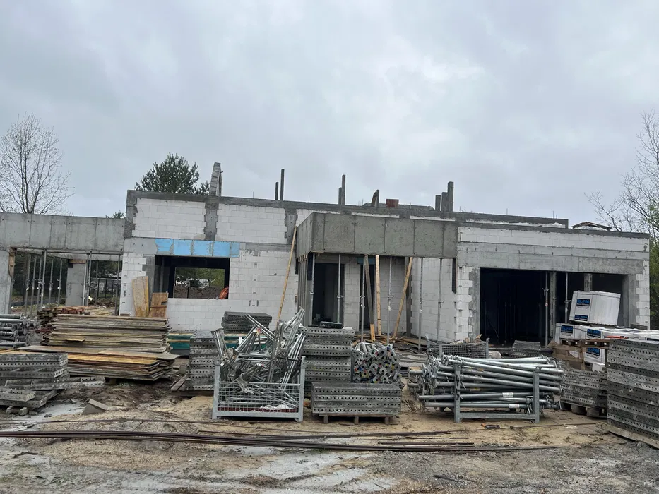 Przyjme zlecenie na budowe domow od podstaw