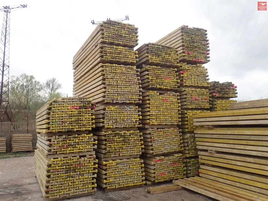 Wieże podporowe, szalunki stropowe, podpory, stemple budowlane, doki