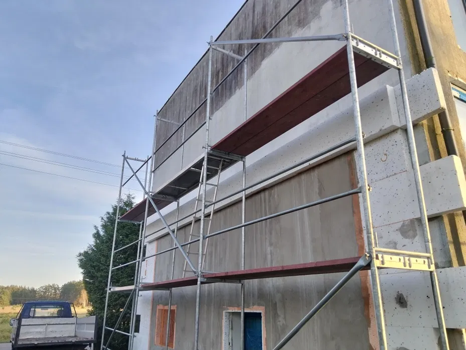 Rusztowanie elewacyjne 100m2 idealne na szczyt