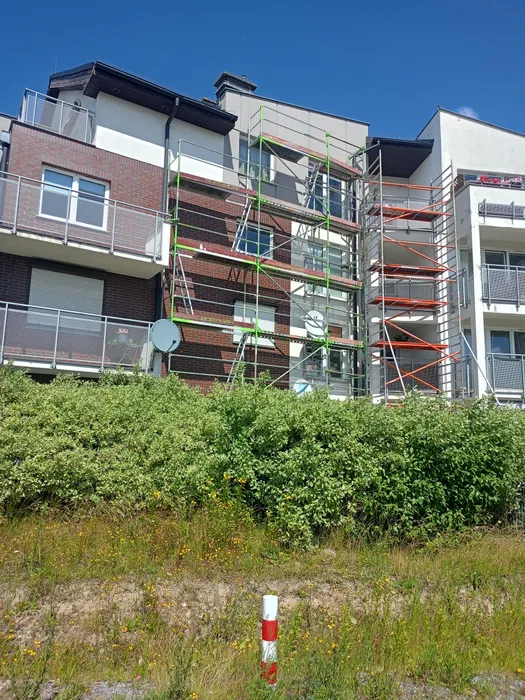 Wynajem rusztowań aluminiowych jezdnych, elewacyjnych