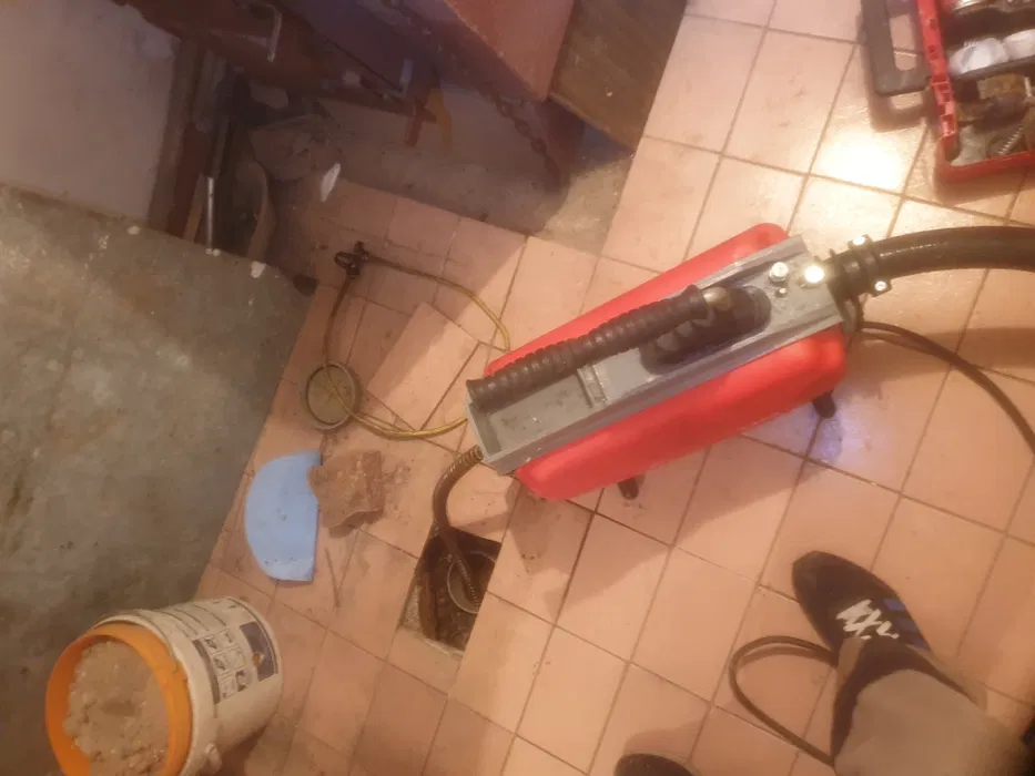 Hydraulik #Udrażnianie przepychanie Rur kanalizacij Wuko Kamera TV