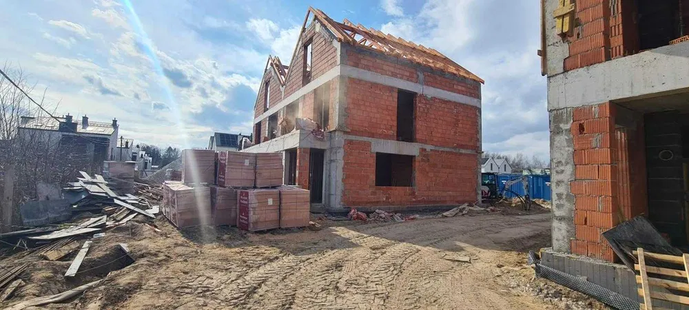 Budowa domów jednorodzinnych, roboty budowlane