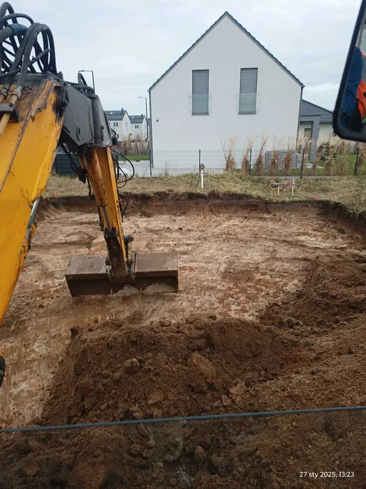 Usługi koparką Płyty fundamentowe transport piasek kruszywo szambo
