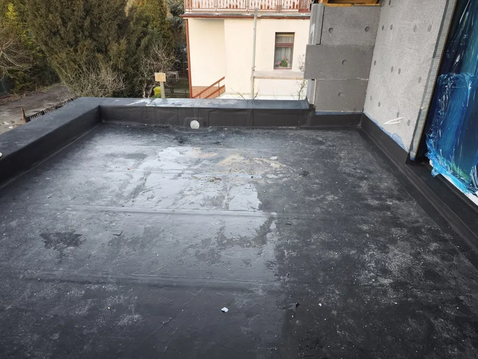 Dekarskie uslugi krycie dachów papa , membrana epdm/ pcv dach plaski