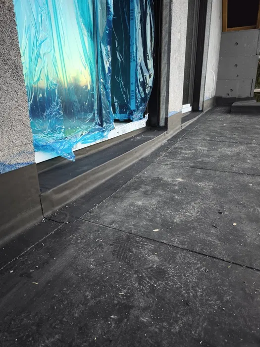 Dekarskie uslugi krycie dachów papa , membrana epdm/ pcv dach plaski