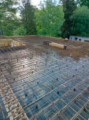 Wynajem kompletnych szalunków stropowych