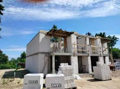 Wynajem kompletnych szalunków stropowych