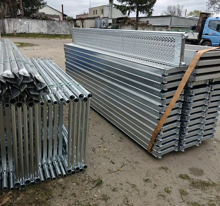 Rusztowanie wynajem pletac 70 blaty metalowe drewniane