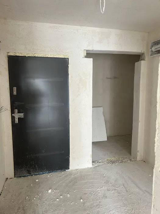 wiercenie w betonie wycinanie otworów pod drzwi montaż nadproży kucie
