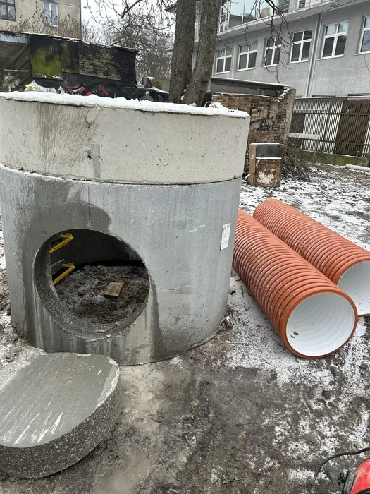 wiercenie w betonie wycinanie otworów pod drzwi montaż nadproży kucie