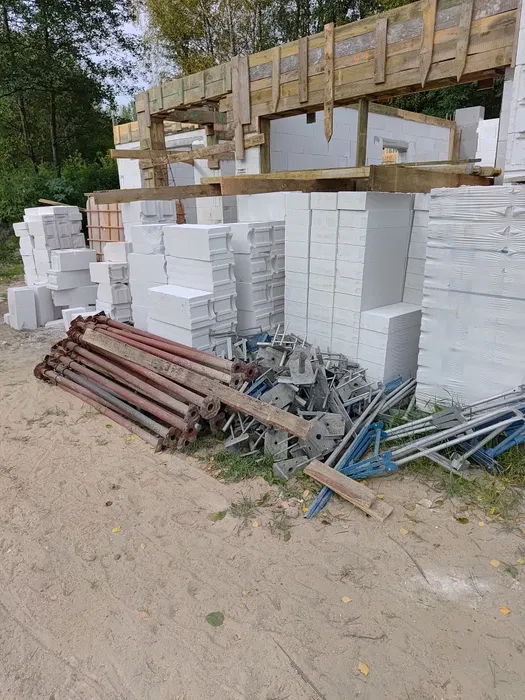 Wyporzyczalnia Szalunek stropowy stemple