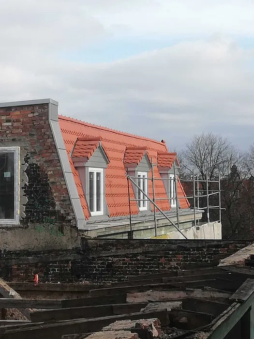 Naprawa Dachów, Kominów, okna dachowe FULL SERWIS dekarski dostępny