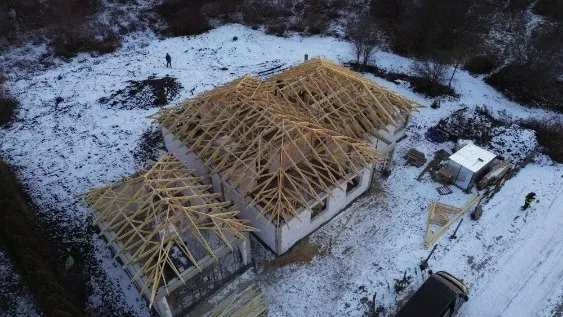 Kompleksowa budowa domów od fundamentów po stan deweloperski pod klucz