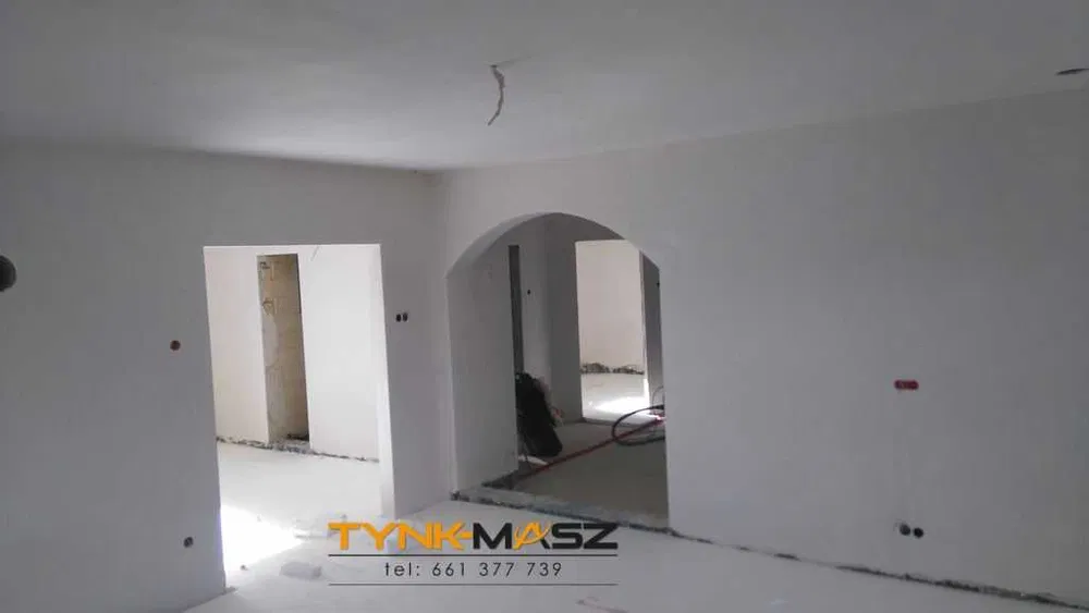 TYNKI maszynowe gipsowe cementowo - wapienne
