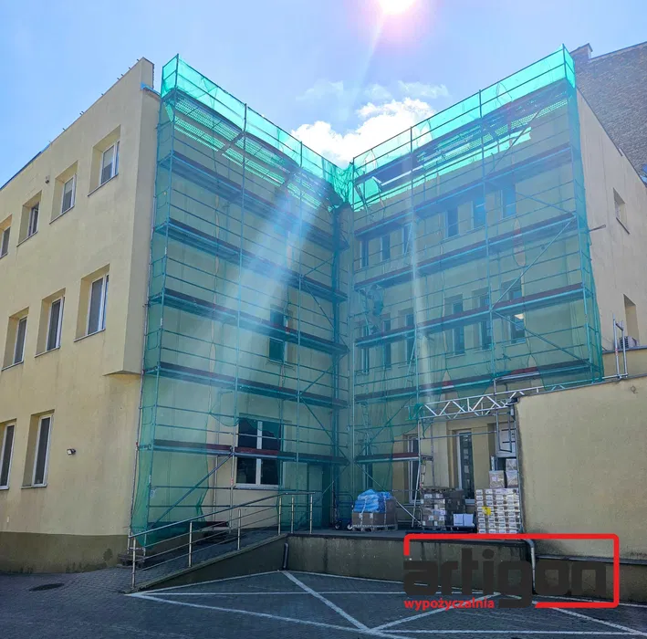 Rusztowanie wynajem rusztowań szalunków stropowych stemple Nowa Karczm