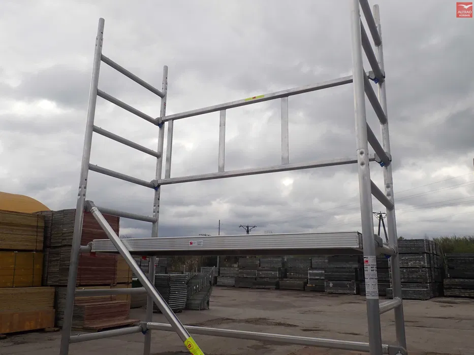 Rusztowanie na kółkach, Lekkie Rusztowanie Aluminiowe - Wysoka Jakość