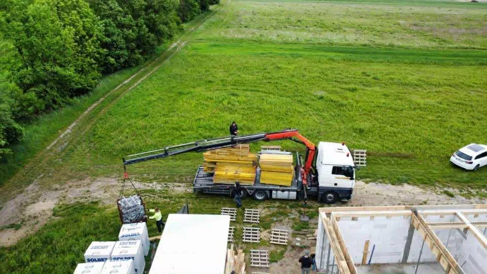 Albud-wynajem szalunków,Auto laweta pomoc drogowa,usługi hds.