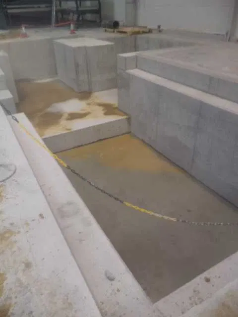 Fundamenty mury stropy budowa domów usługi budowlane