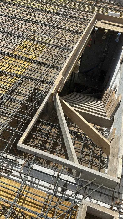 Fundamenty mury stropy budowa domów usługi budowlane