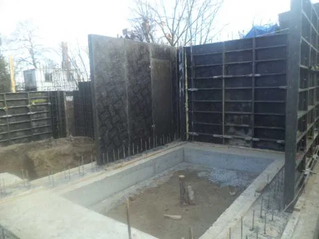 Fundamenty mury stropy budowa domów usługi budowlane