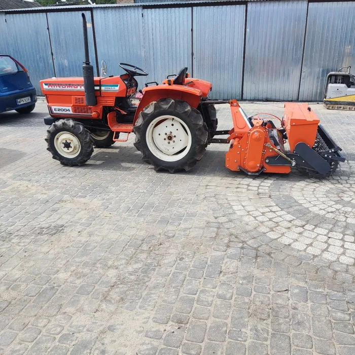 Wynajem rusztowań RUSZTOWANIA elewacyjne zagęszczarki skoczki piły