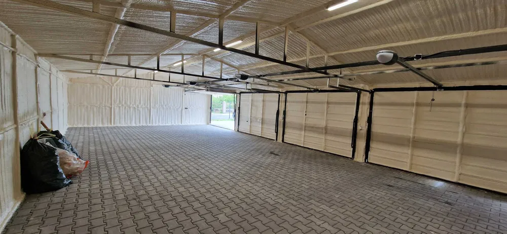 Ocieplenie poddasza PIANA PUR, natrysk, izolacja pianą ocieplenie domu