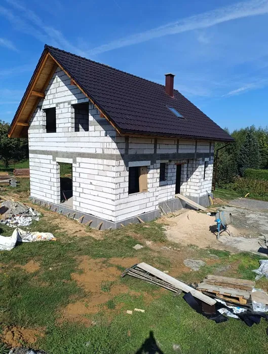 Budowa domów jednorodzinnych od podstaw, usługi i prace budowlane