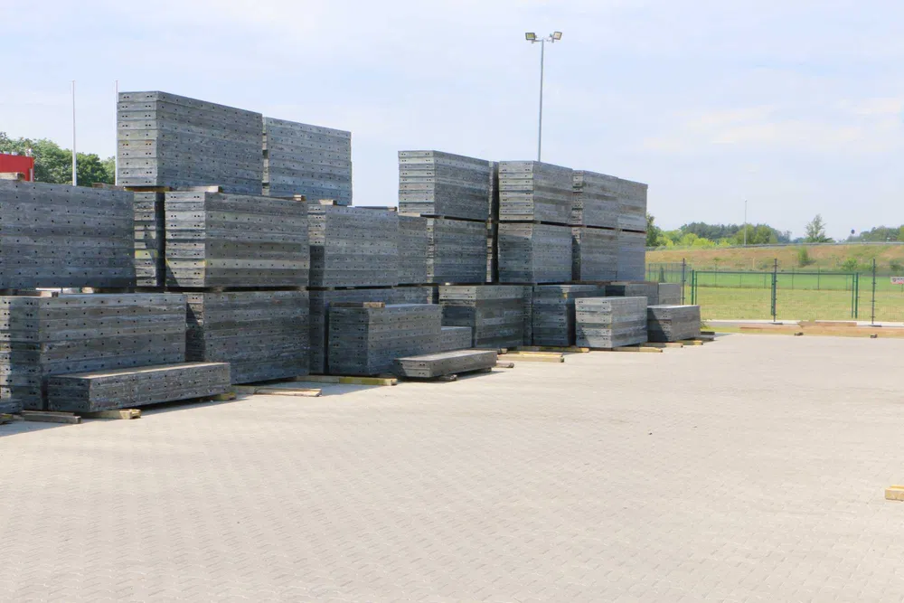 SZALUNKI PIETRUCHA - Wynajem Szalunków - Ściennych - Stropowych i inne