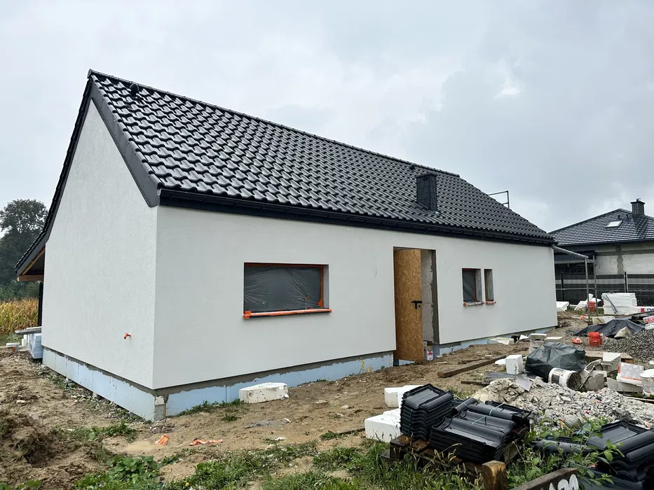 Usługi dekarskie. Usługi ciesielskie. Płaski dach. Epdm. Dachówka.