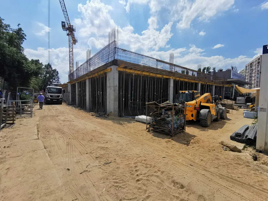 Wynajem szalunków stropowych, ściennych -Deskowanie stropu / Najtaniej