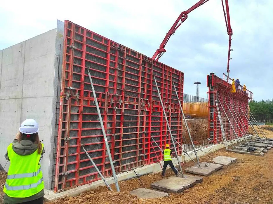 Wynajem szalunków PERI - łukowych - szalunki okrągłe - szalunki na mur
