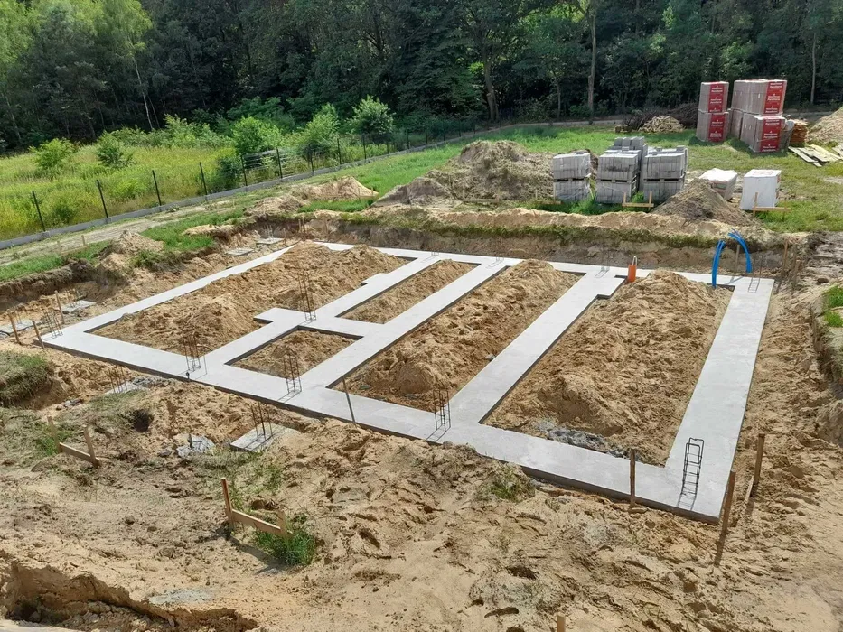 Budowa domów jednorodzinnych, garaży, budynków gospodarczych