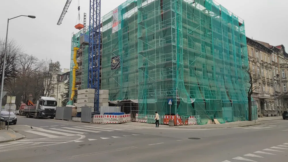 Wynajem rusztowania wind budowlanych