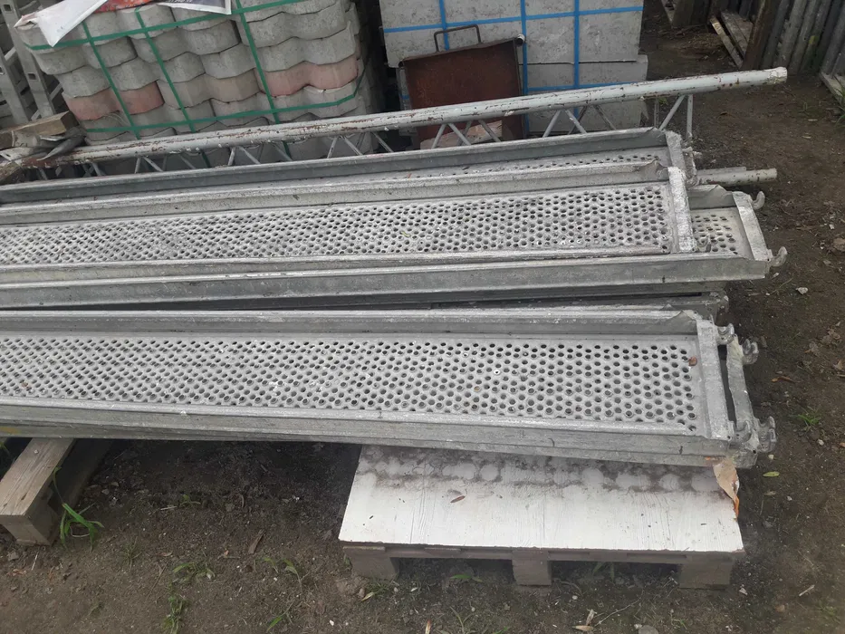 wynajem , wypożyczę rusztowanie , stemple , dźwigary, płyty szalunkowe