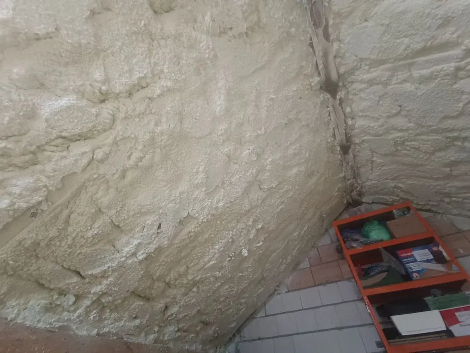 Ocieplenie pianą PUR, izolacje natryskowe