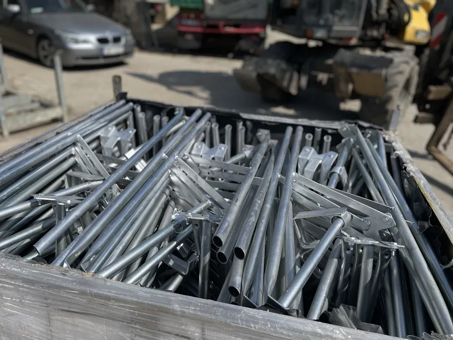 Wynajem stempli metalowych od 20 gr/szt doki korony trójnogi płyty