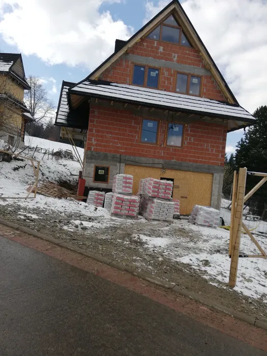 Tynki Maszynowe cementowo wapienne oraz gipsowe