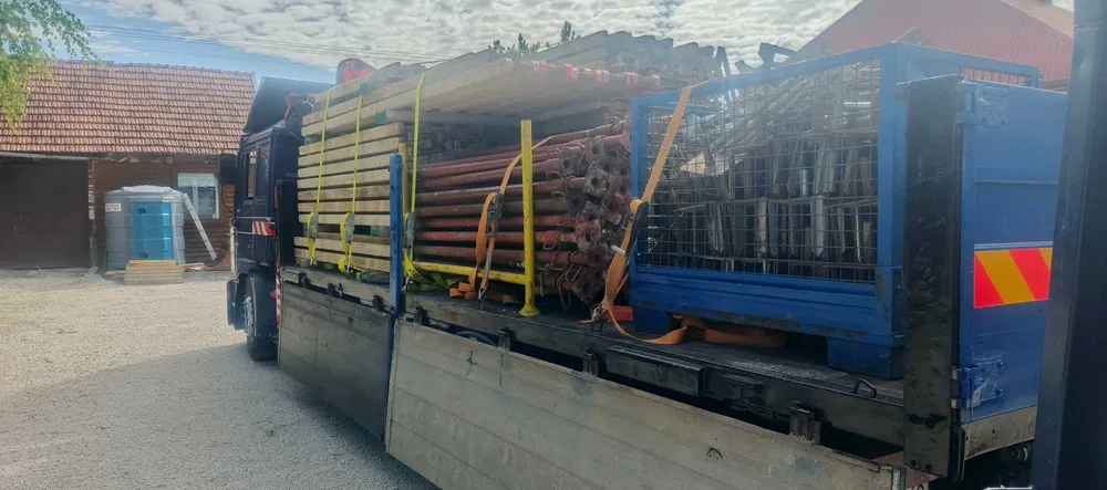 Wynajem wypożyczalnia szalunków stropowych, szalunki stropowe, stemple