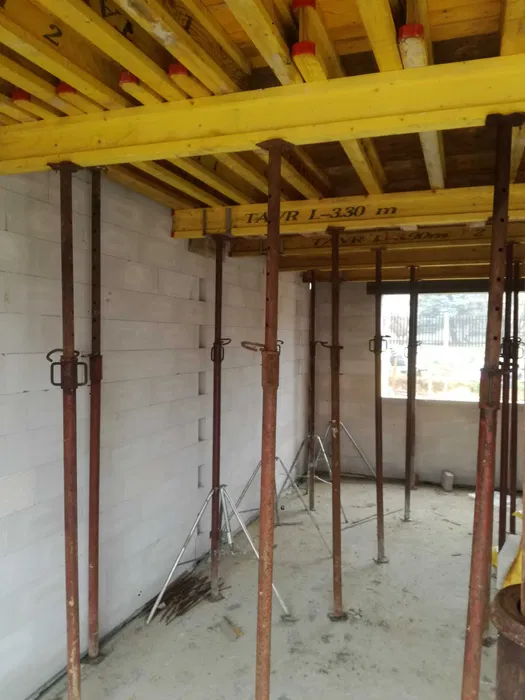 Wynajem wypożyczalnia szalunków stropowych, szalunki stropowe, stemple