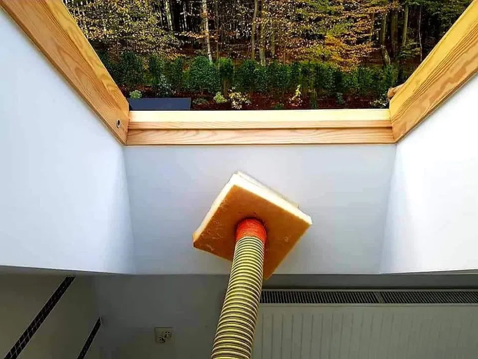 Wdmuchiwanie celulozy Piana PUR Termowizja Ocieplanie Poddaszy Wełna