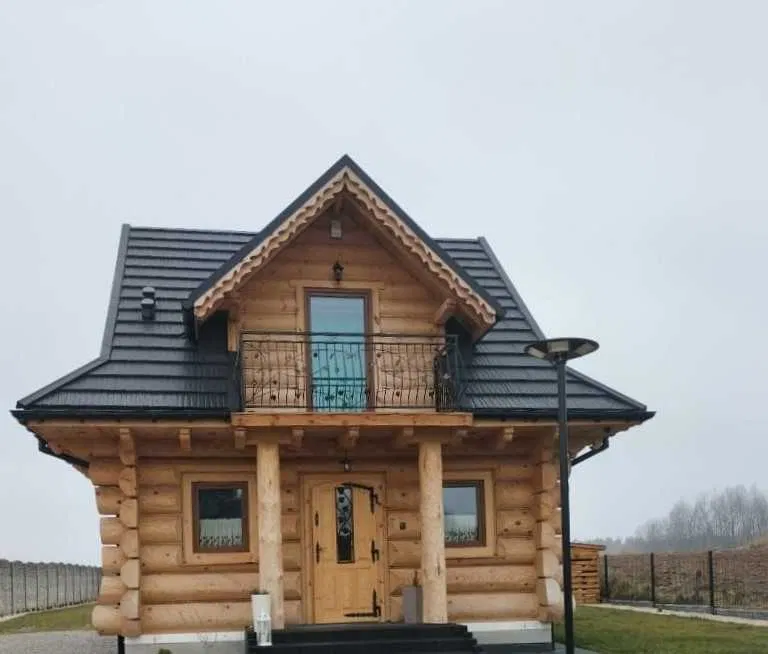 Domy z pół bala- Marcyś. Całoroczne. Kompleksowa budowa. Cała Polska.