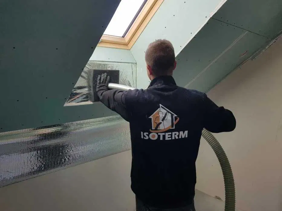 Ocieplenie poddasza - Skosy Strop Stropodach , Izolacje celuloza wełna