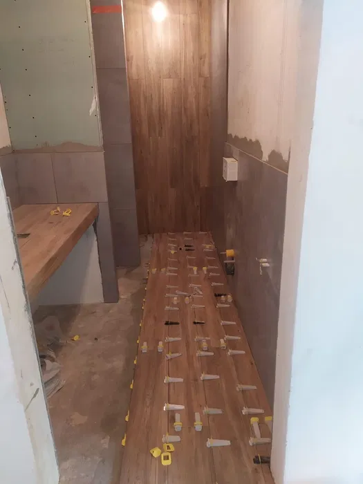 Budowa domów fundamenty ściany dobudówki