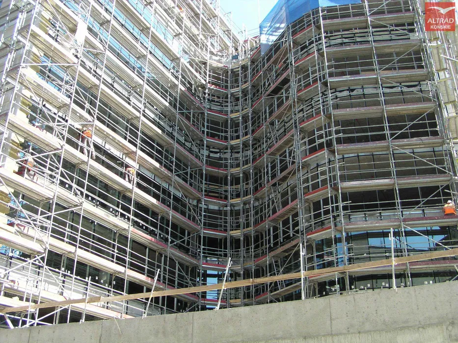 Wynajem Rusztowań Fasadowych - Szybka Realizacja Zamówienia! Projekt!