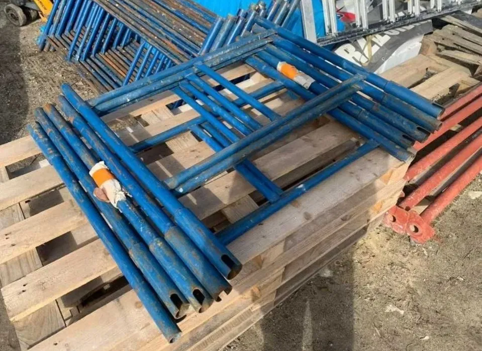 Stemple budowlane metalowe podpory pod strop wynajem wypożyczalnia