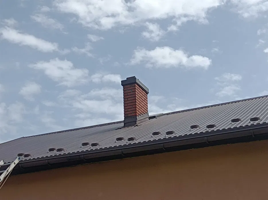 usługi dekarskie dachy remonty dachów rynny okna dachowe wycena gratis