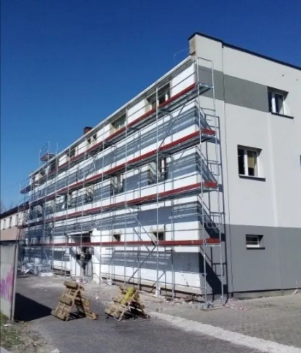 Wynajem rusztowanie elewacyjne wypożyczalnia plettac