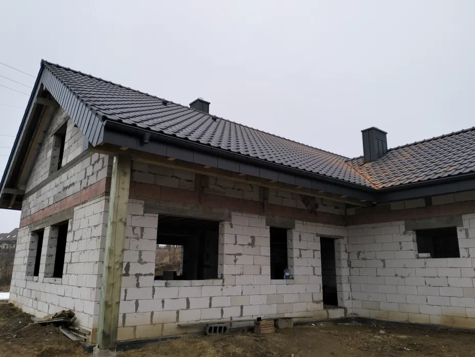 Dachy, usługi dekarskie