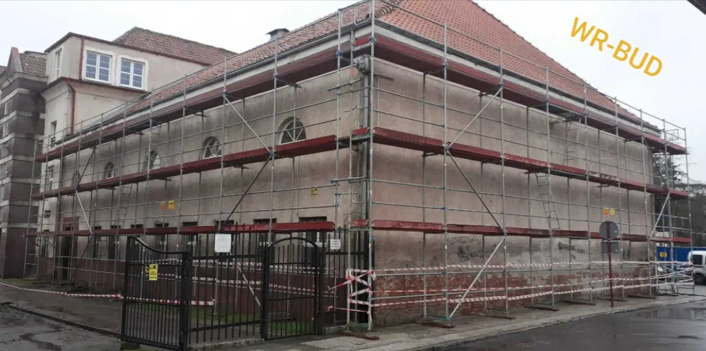 Rusztowania wynajem / Młot wyburzeniowe